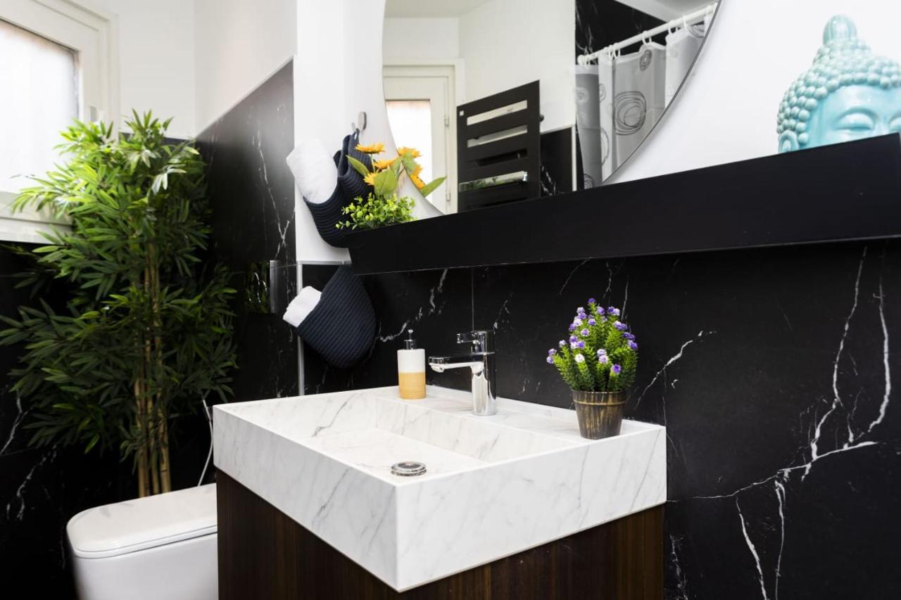 Disciplini Duplex Apartment Milano Eksteriør billede